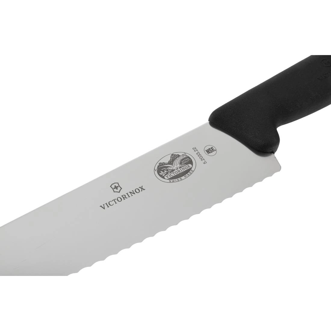 Een Victorinox Fibrox gekarteld vleesmes 22cm koop je bij Supplierz BV