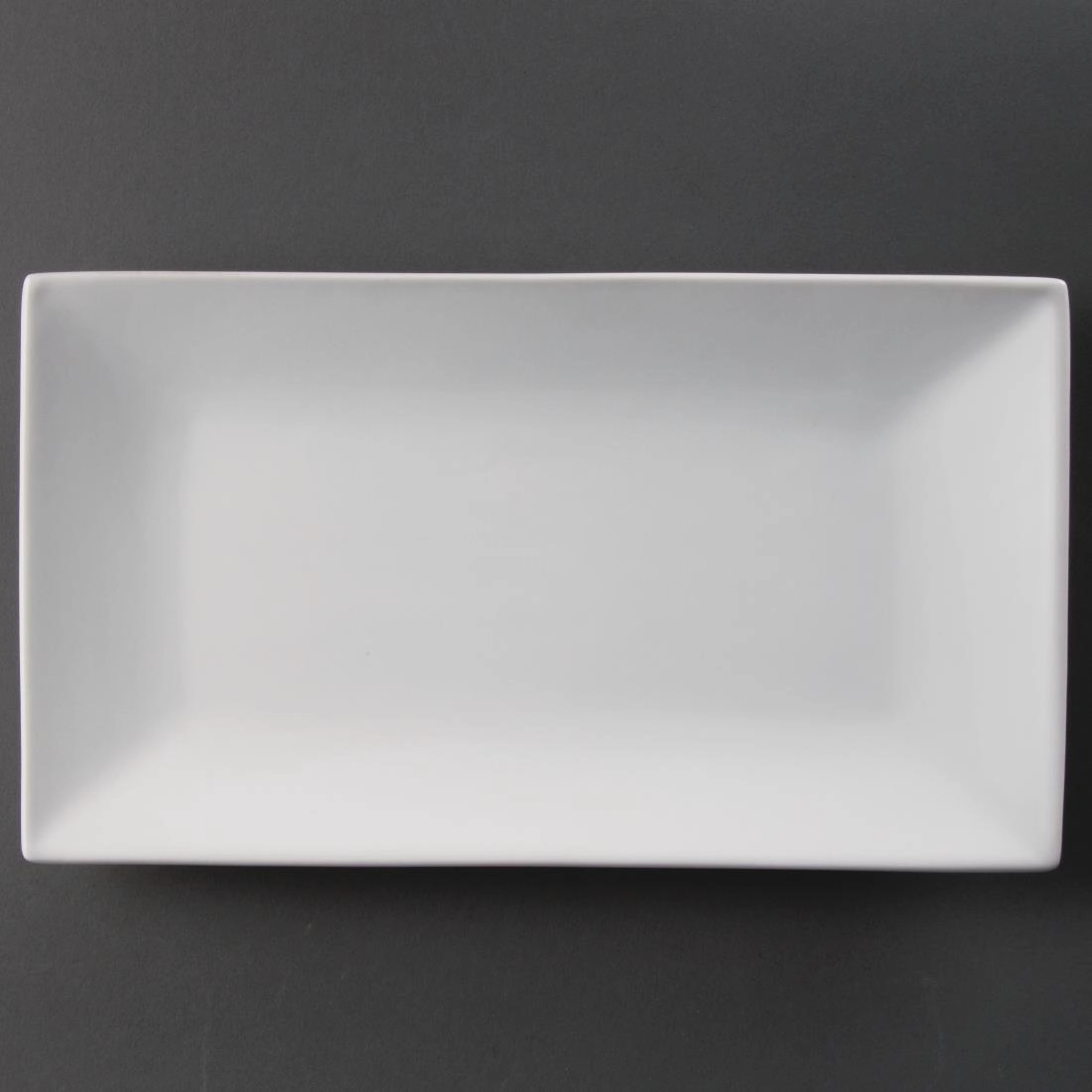 Vous pouvez acheter un Plat rectangulaire de service 310 x 180mm Olympia (Lot de 2) chez Supplierz BV