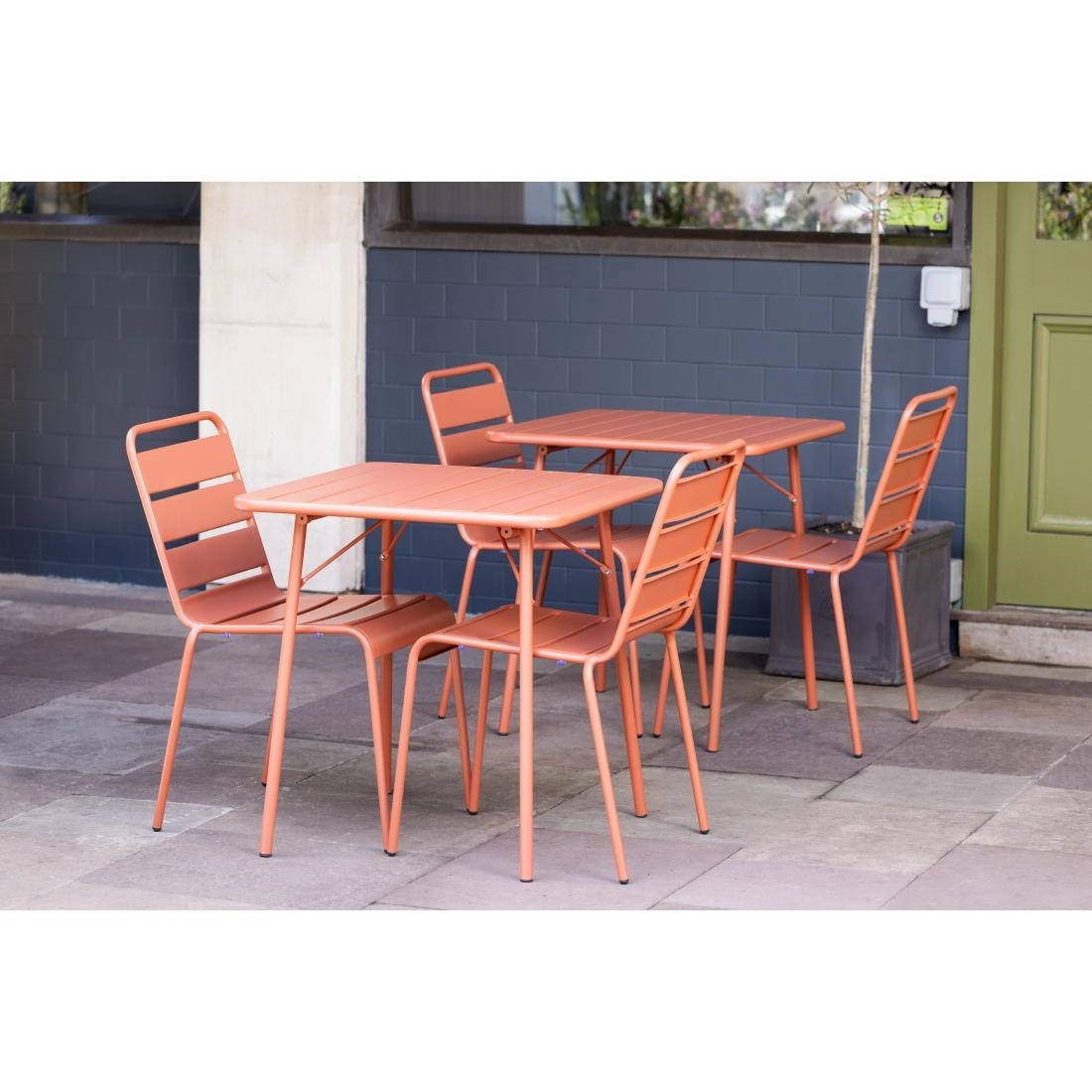 Buy your Bolero Terracotta vierkante stalen lattentafel - 700 mm at Supplierz BV