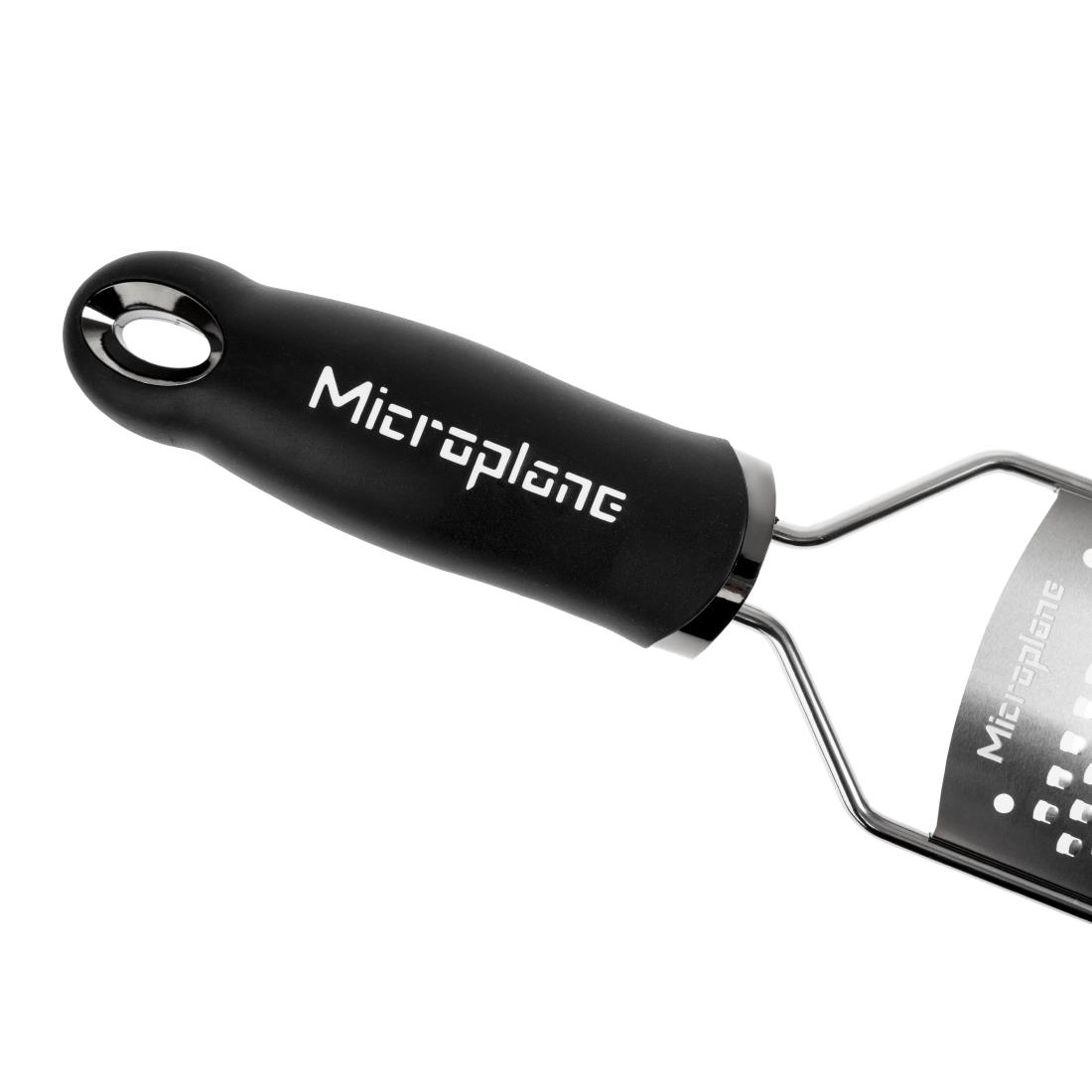 Sie können einen Microplane Gourmet grobe Reibe bei Supplierz BV kaufen