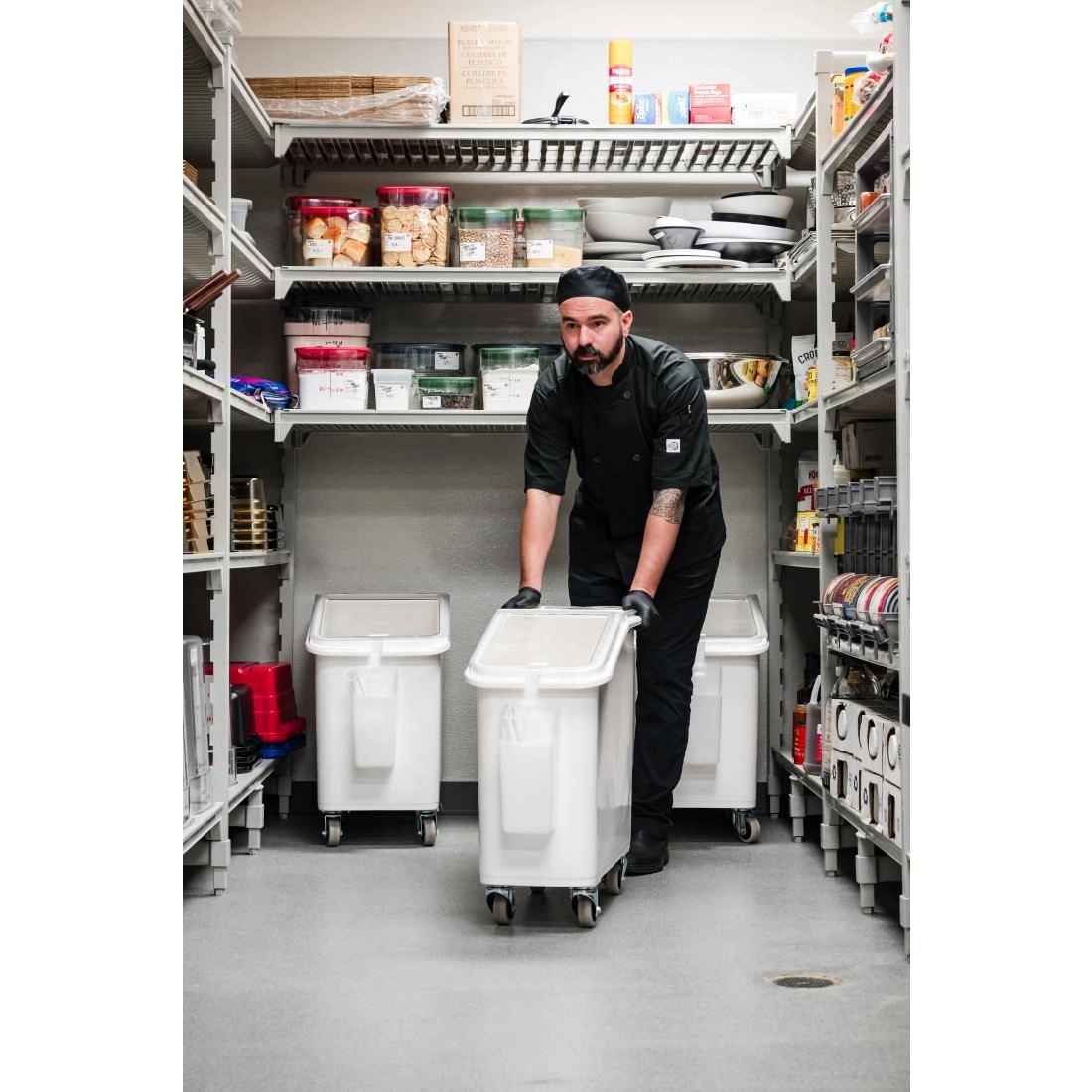 Sie können einen Cambro mobiler Zutatenbehälter weiß 102L bei Supplierz BV kaufen