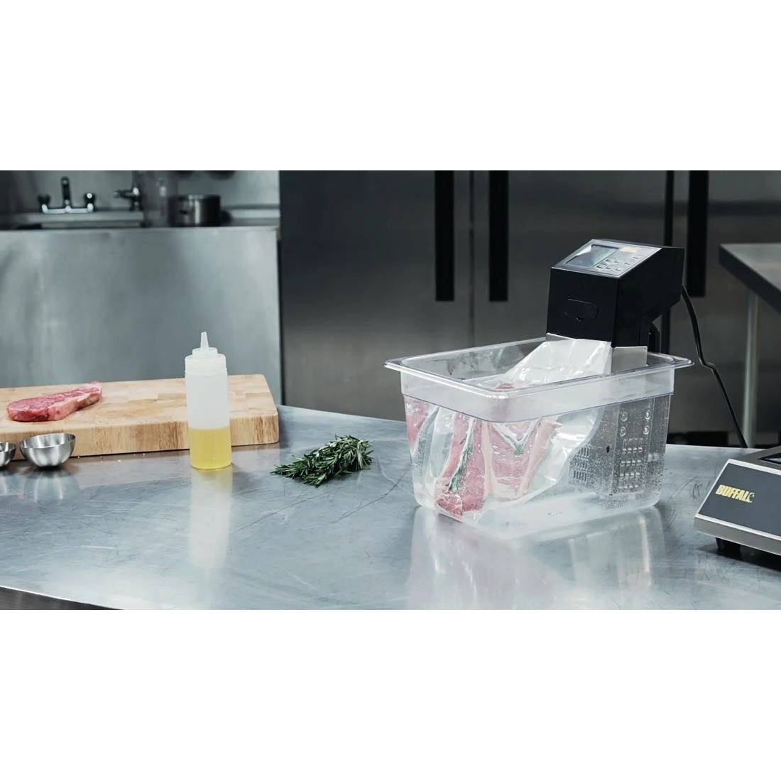 Buy your Buffalo draagbare sous vide at Supplierz BV