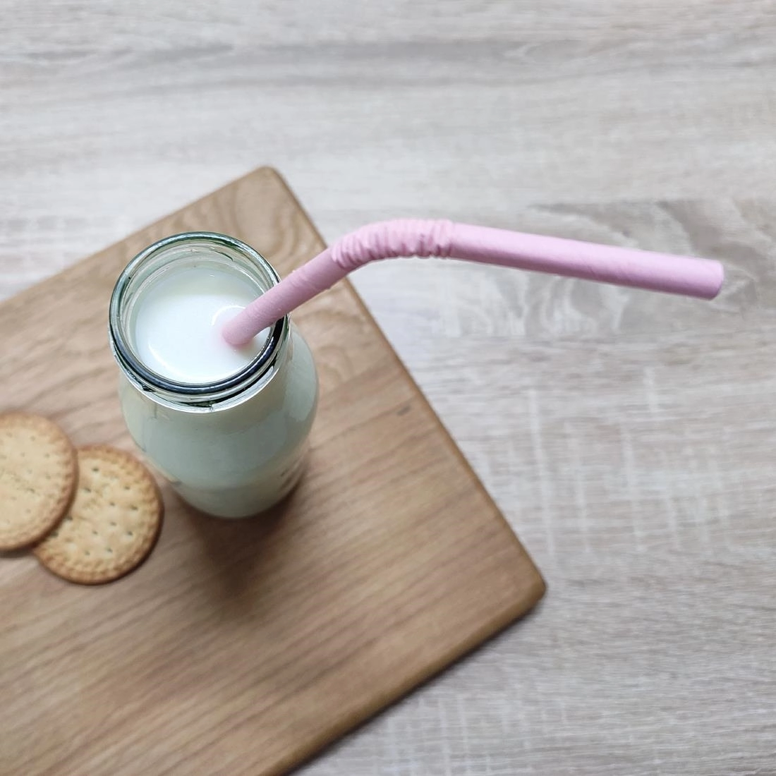 Een Fiesta Compostable composteerbare papieren buigrietjes roze (250 stuks) koop je bij Supplierz BV