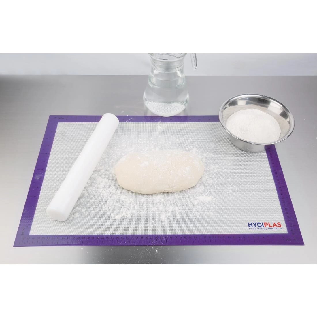 Een Hygiplas anti-kleef bakmat paars 585 x 385mm koop je bij Supplierz BV