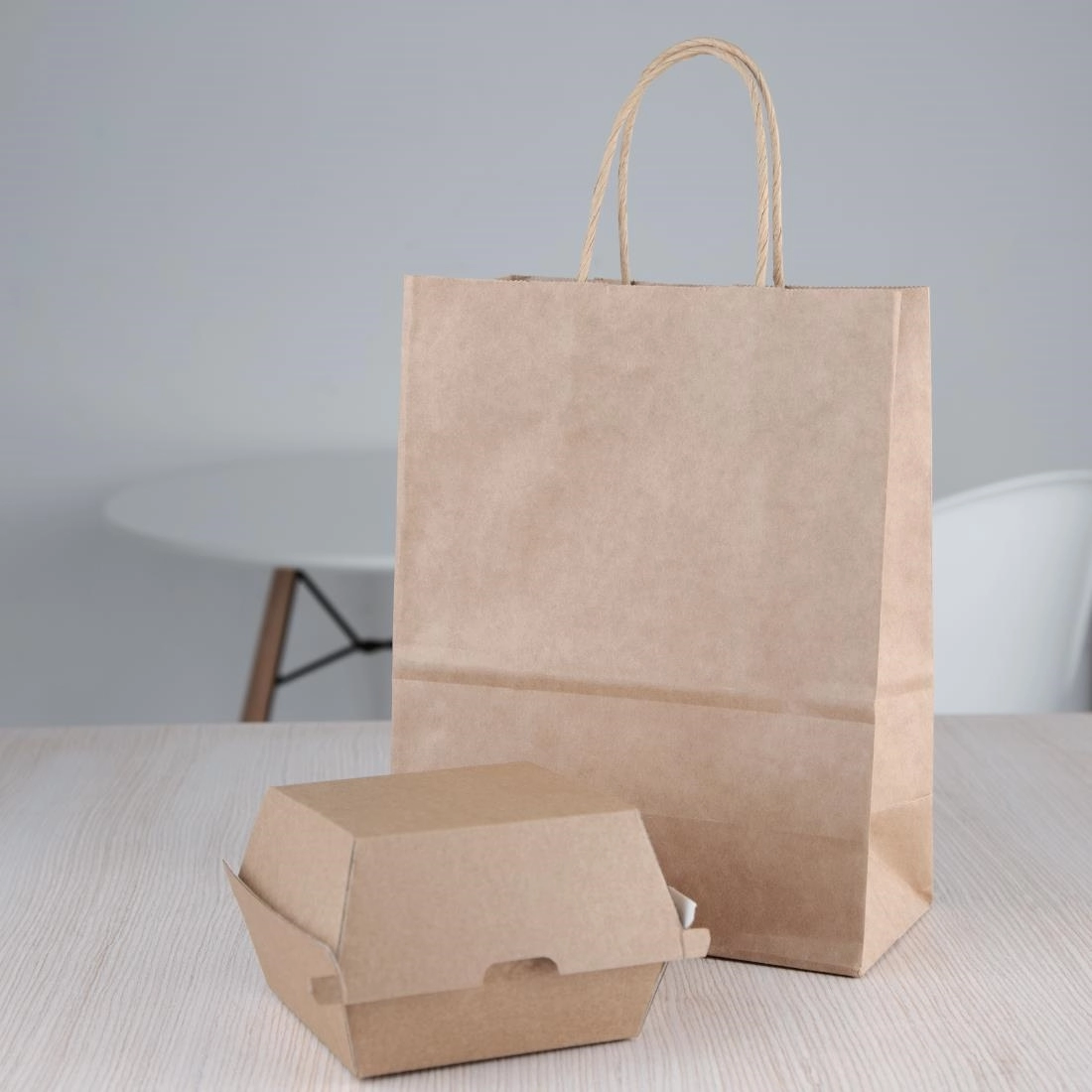 Een Fiesta Compostable composteerbare hamburgerdoosjes kraft klein (200 stuks) koop je bij Supplierz BV