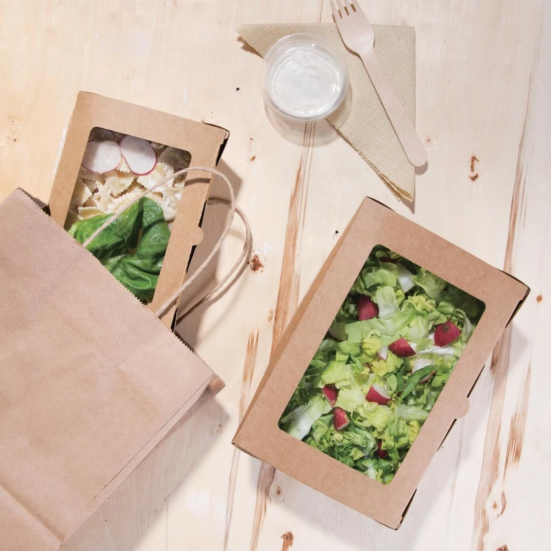 Vous pouvez acheter un Boîtes salade compostables avec fenêtre en PLA Fiesta Compostable 1200ml (lot de 200) chez Supplierz BV