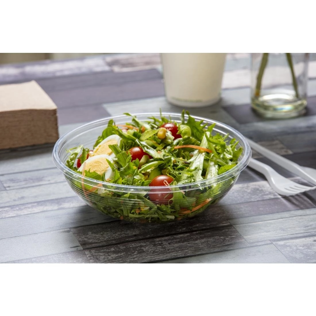 Sie können einen Vegware 185 Serie kompostierbare Salatschüsseln 710ml (300 Stück) bei Supplierz BVkaufen