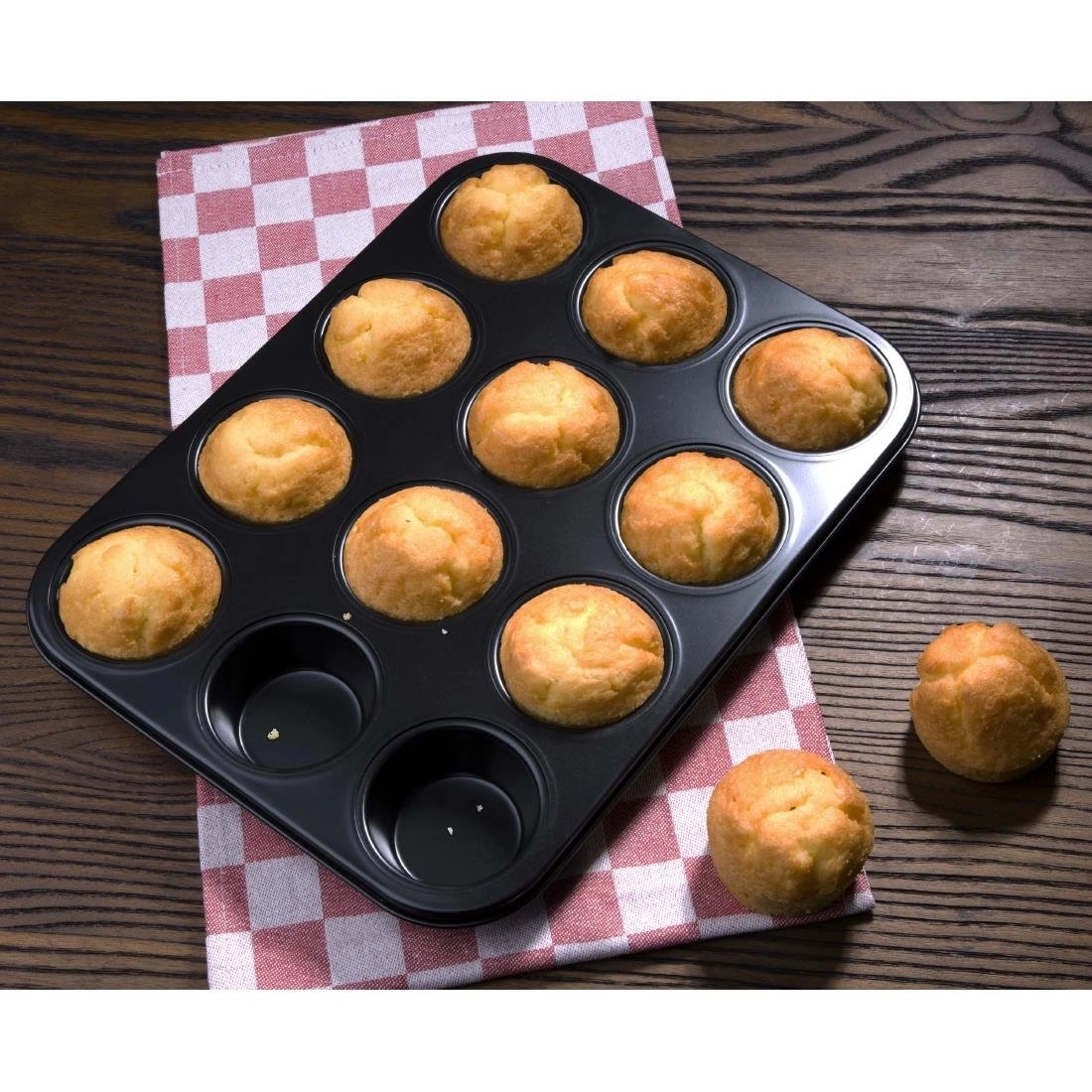 Een Vogue carbonstalen anti-kleef bakvorm 12 muffins koop je bij Supplierz BV