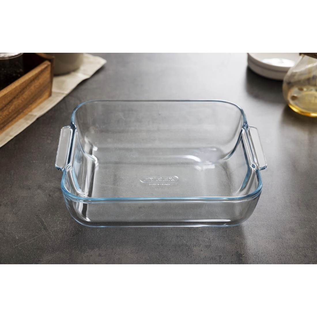 Sie können einen Pyrex quadratische Schale 21cm bei Supplierz BV kaufen