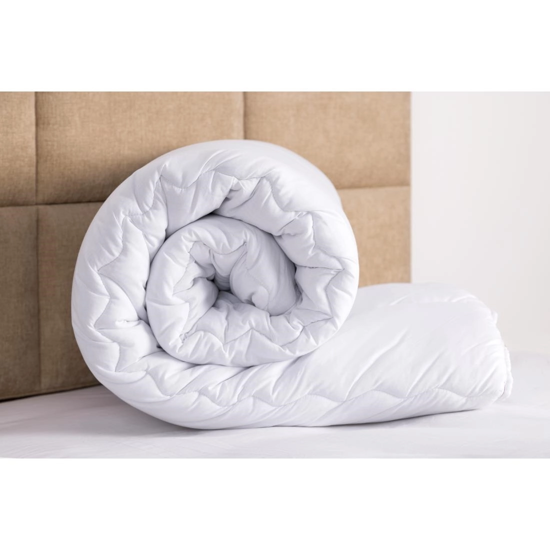 Vous pouvez acheter un Couette lit double Mitre Comfort chez Supplierz BV