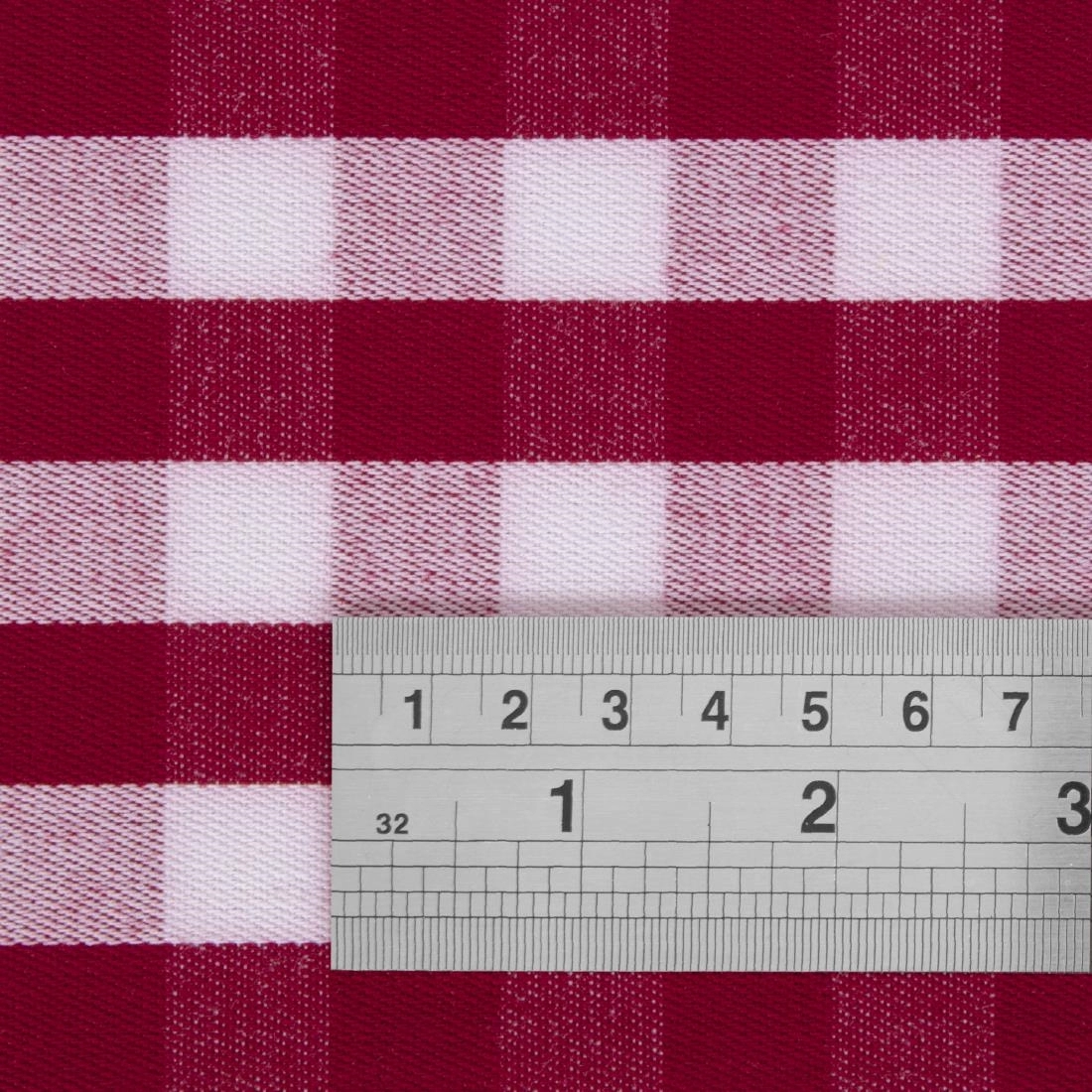 Een Mitre Comfort Gingham tafelkleed rood-wit 89x89cm koop je bij Supplierz BV