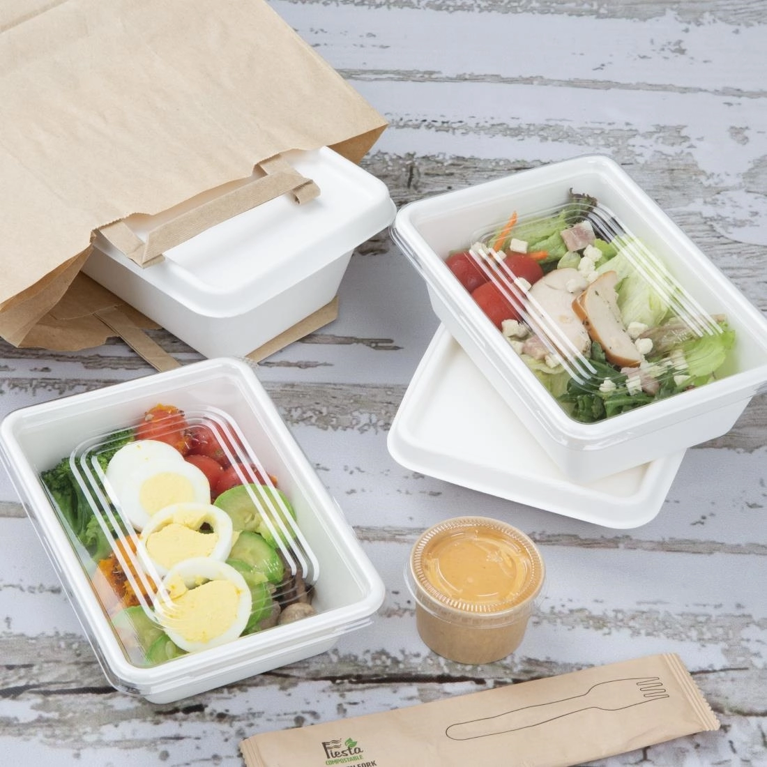 Vous pouvez acheter un Barquettes alimentaires en bagasse Fiesta Compostable 650ml (lot de 100) chez Supplierz BV