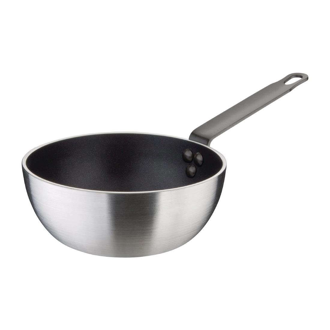 Een Vogue anti-aanbak aluminium conische sauteuse 20cm koop je bij Supplierz BV