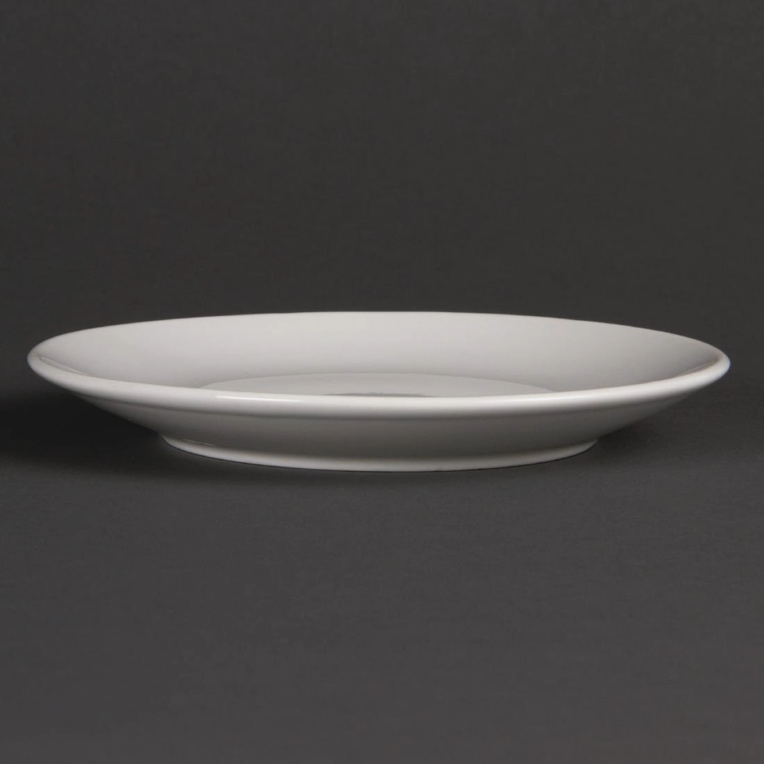 Vous pouvez acheter un Assiettes plates rondes Olympia 150mm (Lot de 12) chez Supplierz BV