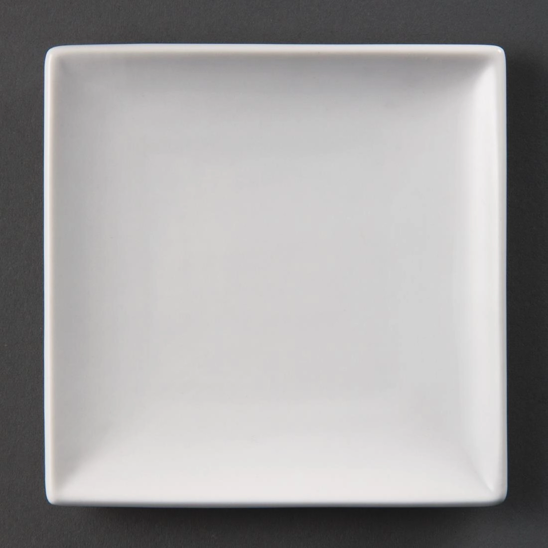 Vous pouvez acheter un Assiettes carrées blanches Olympia Whiteware 140mm (lot de 12) chez Supplierz BV