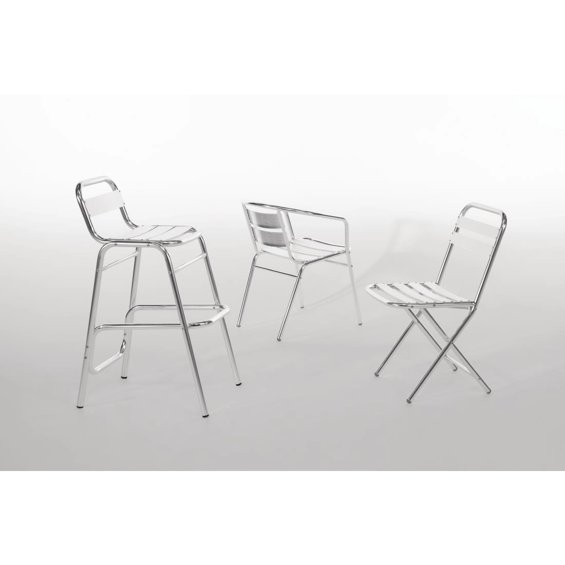 Een Bolero stapelbare aluminium stoelen (4 stuks) koop je bij Supplierz BV