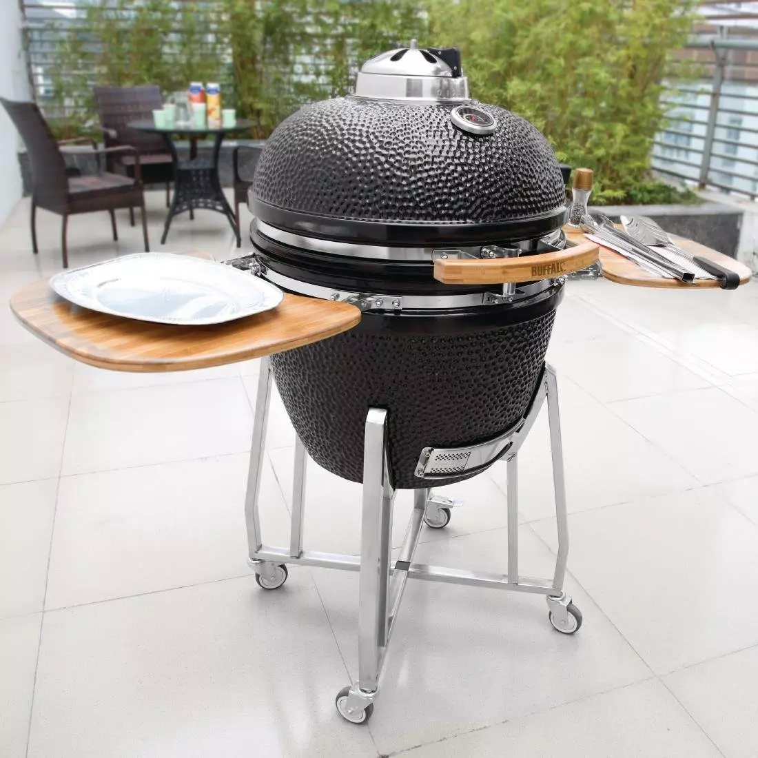 Een Buffalo keramische kamado barbecue koop je bij ShopXPress