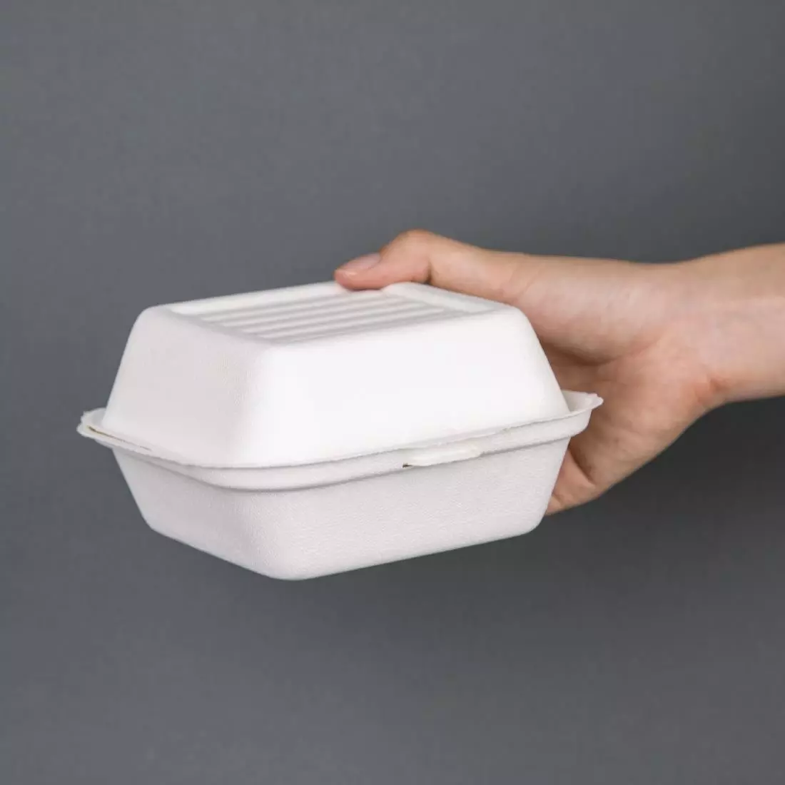 Een Fiesta Compostable bagasse hamburgerbakjes 153mm (500 stuks) koop je bij ShopXPress