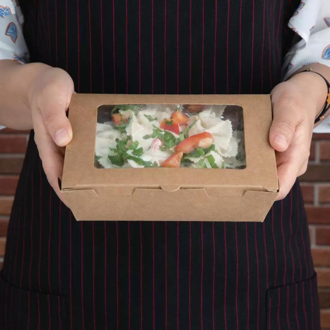 Een Fiesta Compostable composteerbare saladebakken met PLA vensters 700ml (200 stuks) koop je bij ShopXPress