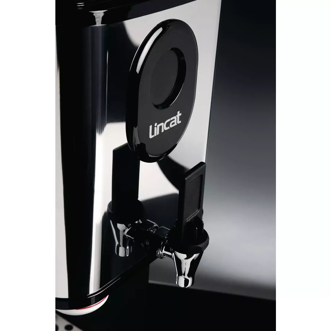 Een Lincat EB3FX heetwaterdispenser 9L met vaste wateraansluiting koop je bij ShopXPress