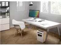 Een Leitz IQ Home Office Papiervernietiger P4 koop je bij ShopXPress