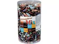 Een Celebrations Mixed Miniatures, tube van 3 kg (296 stuks) koop je bij ShopXPress
