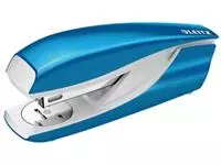 Een Leitz NeXXt WOW 5502 nietmachine, blauw metallic, op blister koop je bij ShopXPress