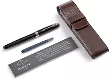Een Parker giftbox Sonnet vulpen medium + pen pouch, zwart koop je bij ShopXPress