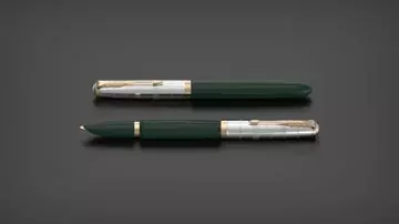 Een Parker 51 Premium vulpen fijn, bosgroen GT koop je bij ShopXPress