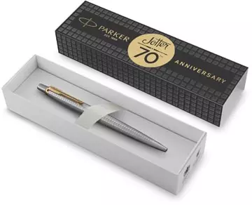 Een Parker Jotter balpen special edition 70th Anniversary, stainless steel GT, medium, in giftbox koop je bij ShopXPress