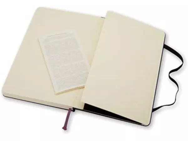 Een Moleskine notitieboek, ft 9 x 14 cm, effen, harde cover, 192 bladzijden, zwart koop je bij ShopXPress