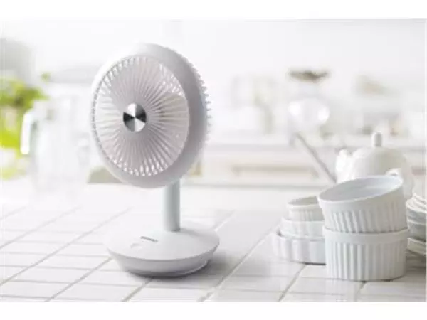 Een Domo tafelventilator My Fan, oplaadbaar via USB koop je bij ShopXPress