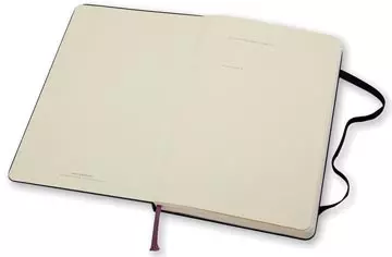 Een Moleskine notitieboek, ft 13 x 21 cm, effen, harde cover, 240 bladzijden, zwart koop je bij ShopXPress