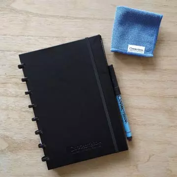 Een Correctbook A5 Premium Hardcover: uitwisbaar / herbruikbaar notitieboek, gelijnd, Ink Black (zwart) koop je bij ShopXPress
