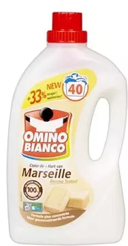 Een Omino Bianco wasmiddel Hart van Marseille, fles van 2 l koop je bij ShopXPress