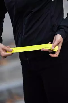 Een Wowow Snap Wrap Reflomax band, geel, 38 x 3 cm, doos van 2 stuks koop je bij ShopXPress