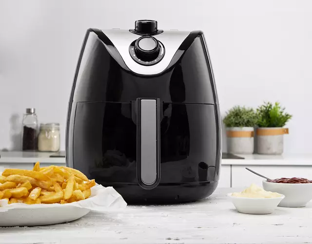 Een Airfryer Tristar FR-6994 4,5L 1500W zwart koop je bij Kantoorboekhandel Van Atten