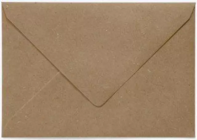 Een Envelop Papicolor EA5 156x220mm recycled kraft bruin koop je bij De Joma BV