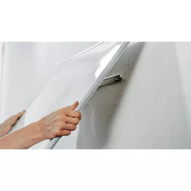 Een Whiteboard Nobo Impression Pro Widescreen 87x155cm emaille koop je bij De Joma BV