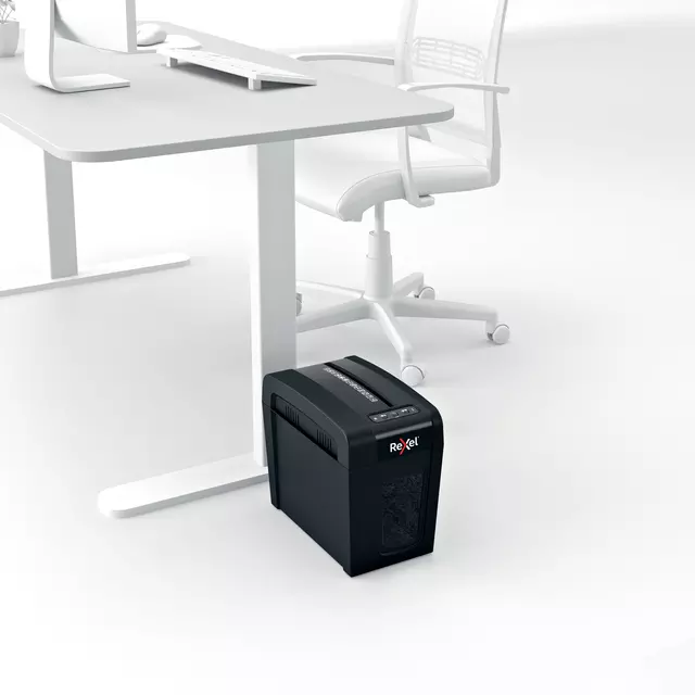 Een Papiervernietiger Rexel Secure X6-SL 4x40mm koop je bij All Office Kuipers BV