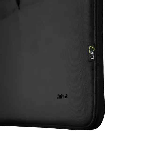 Een Laptoptas Trust Bologna Eco 16 inch zwart koop je bij QuickOffice BV