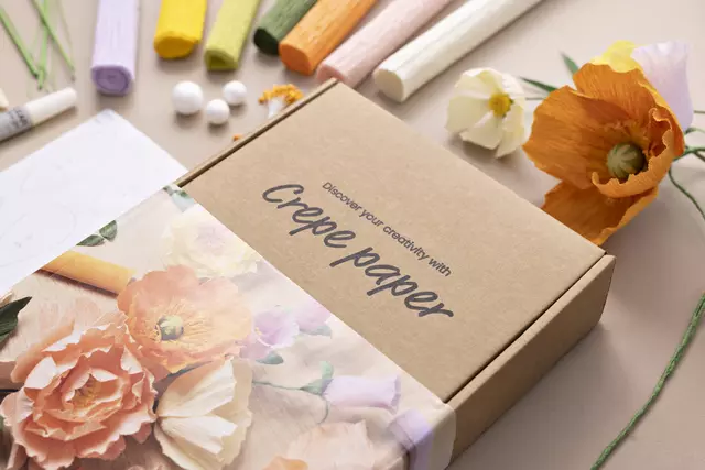 Een Crêpepapier Creativ Company DIY starterset bloemen koop je bij De Joma BV