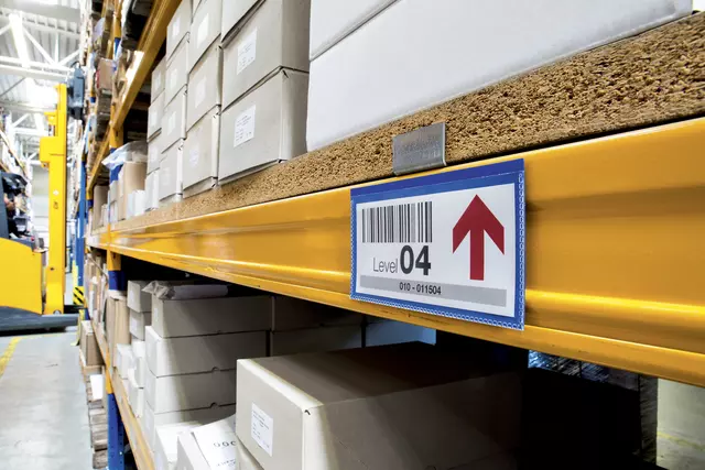 Een Documenthoes Durable magnetisch 150x67mm blauw koop je bij Kantoorboekhandel Van Atten