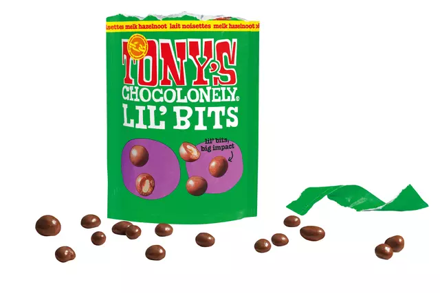 Een Chocolade Tony's Chocolonely Lil'Bits melk hazelnoot 120 gram koop je bij De Joma BV