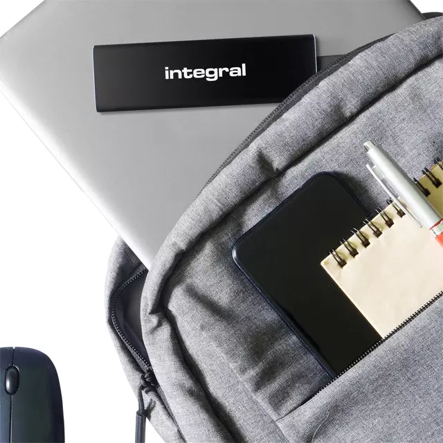 Een SSD Integral USB-C extern portable 3.2 2TB koop je bij Topkantoor Repro Creatief