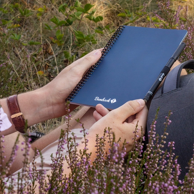 Een Notitieboek Bambook Original Navy A5 lijn 40 pagina's uitwisbaar koop je bij Continu Kantoor