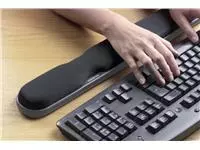 Een Polssteun toetsenbord Kensington verstelbaar zwart koop je bij De Joma BV