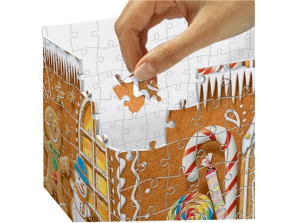 Een 3D puzzel Ravensburger Kerst Gingerbread House Night Edition 216 stukjes koop je bij Scheepstra Drachten