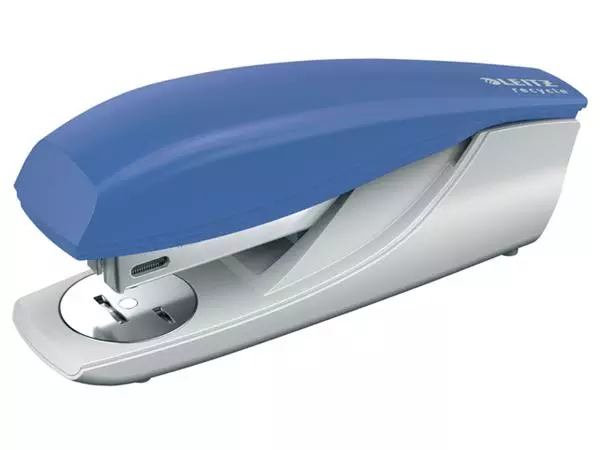 Een Nietmachine Leitz Nexxt Recycle klimaatneutraal 30 vel blauw koop je bij D. Sonneveld B.V.