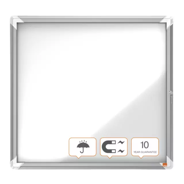 Een Buitenvitrine Nobo Premium Plus 6x A4 draaideur magnetisch koop je bij D. Sonneveld B.V.